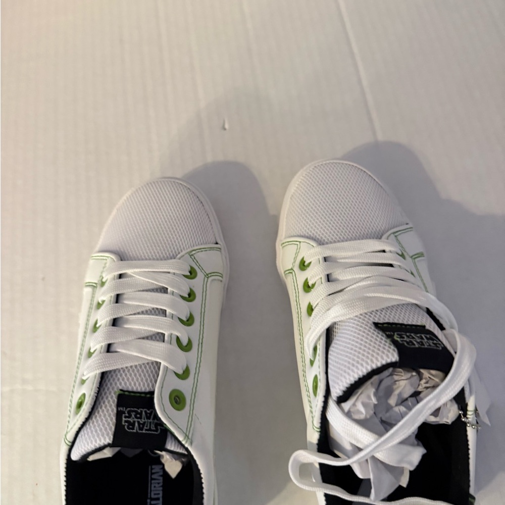 Kids Star Wars Sneakers in White and Green